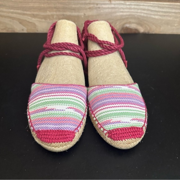UGG Women’s Libbi Serape Striped Canvas Espadrilles Pink Fuschia Ankle Tie 7 - Picture 4 of 10